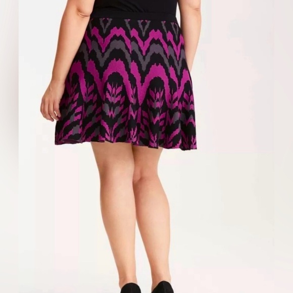 NEW! Torrid Sweater Skater Skirt Mini Purple Gray Black SZ 2X - Picture 5 of 12